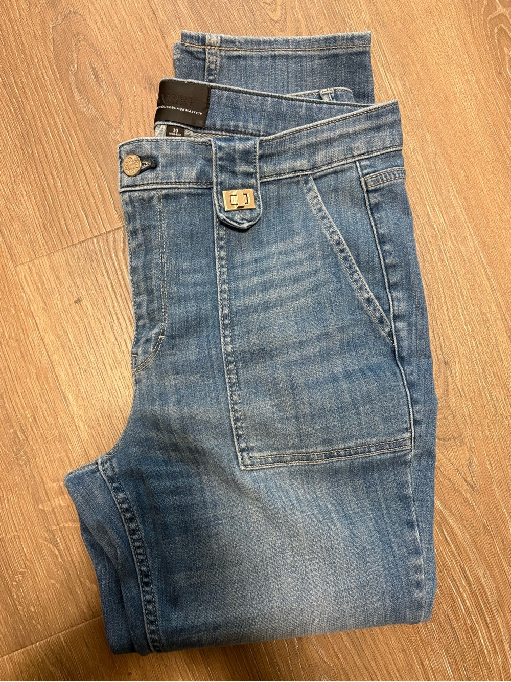 White House Black Market High-Rise Cropped Jeans with silver turn-Lock - Picture 2 of 4